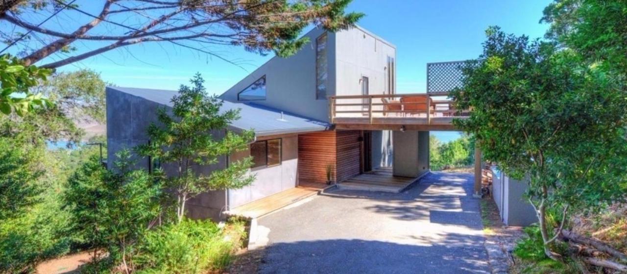 Modern Home With Panoramic Views And Centrally Located In Point Reyes National Park Inverness Exterior photo