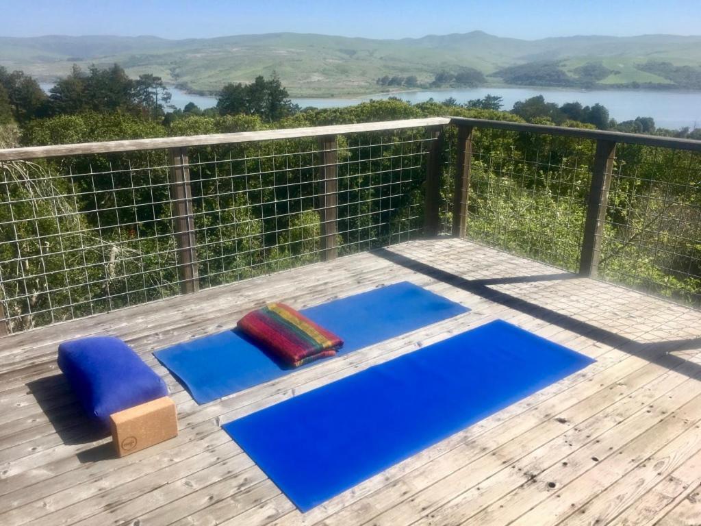 Modern Home With Panoramic Views And Centrally Located In Point Reyes National Park Inverness Exterior photo